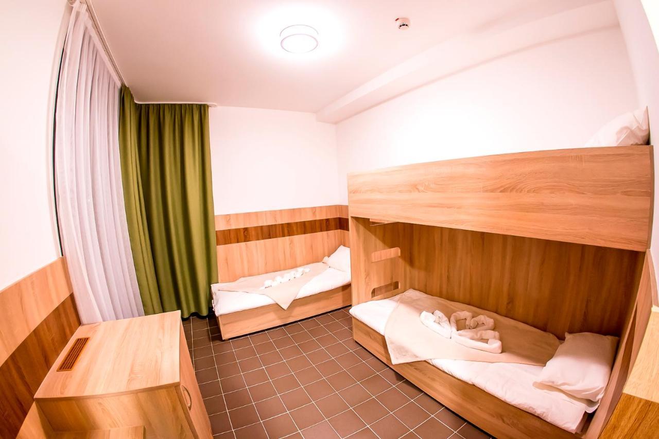 Bed and Breakfast CVSE Clubház és Panzió à Cegléd Extérieur photo